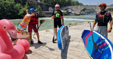 Cavalca le rapide di Roma: SUP al Tiberina Flowing Festival Cavalca le rapide di Roma: SUP al Tiberina Flowing Festival