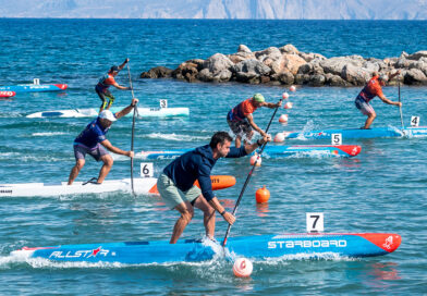 Tris d’Oro per Pampinella e Ritorno da Re per Andersen: Il Resoconto di Agios Nikolaos On SUP 2026 Tris d’Oro per Pampinella e Ritorno da Re per Andersen: Il Resoconto di Agios Nikolaos On SUP 2026